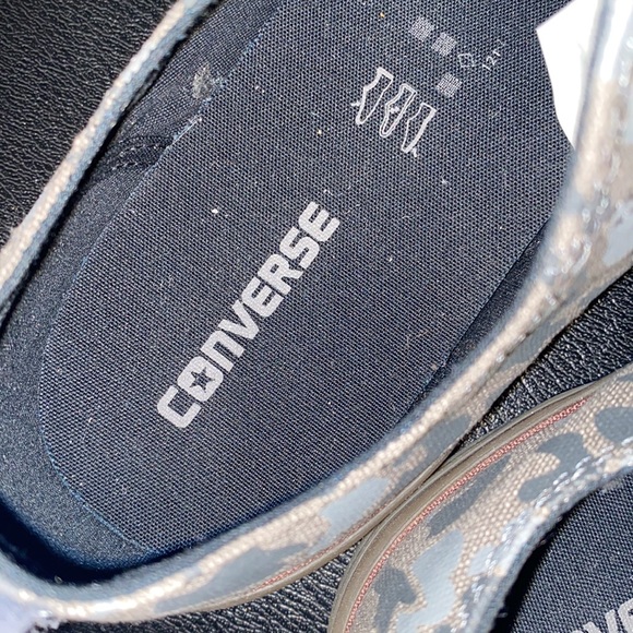 Converse - Picture 5 of 7